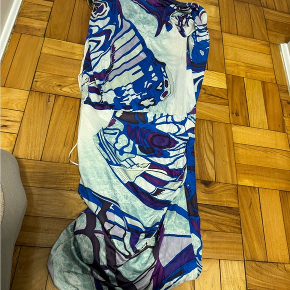 PUCCI dress in perfect condition!! - Picture 7 of 9